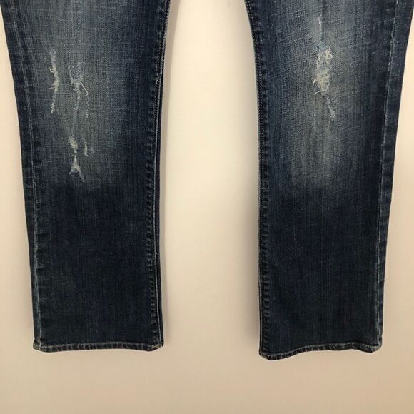 Awesome Express Distressed Eva Boot Leg Jeans size 2! - Picture 8 of 16